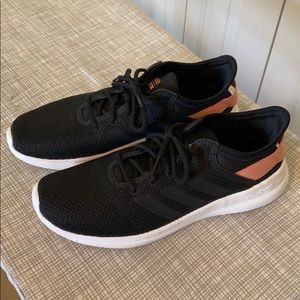 Adidas Cloudfoam Tennis Shoes